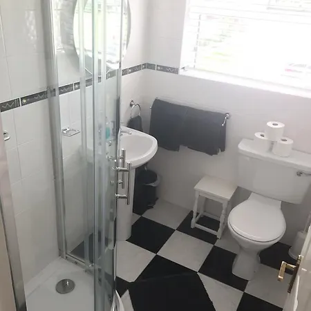 Ashbrook Bed & Breakfast 4*