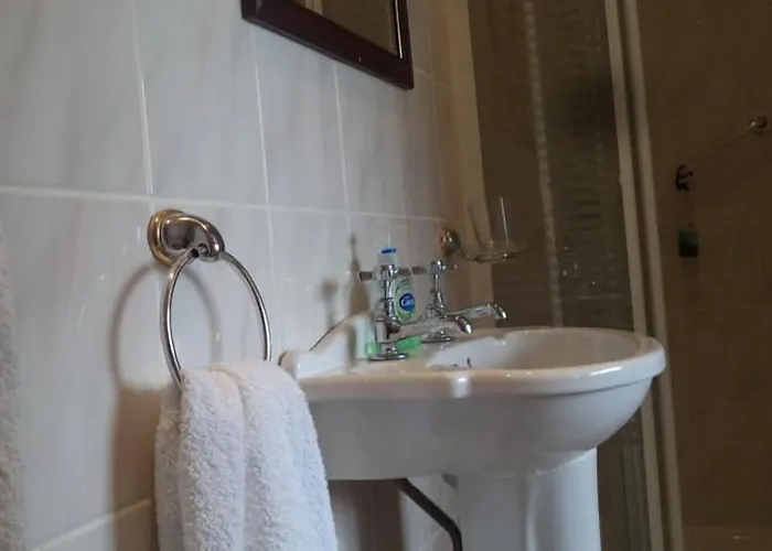 Ashbrook Bed & Breakfast Dunrine