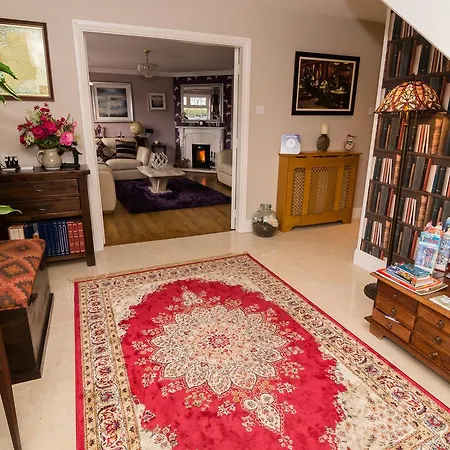 Bed & Breakfast Ashbrook 4*